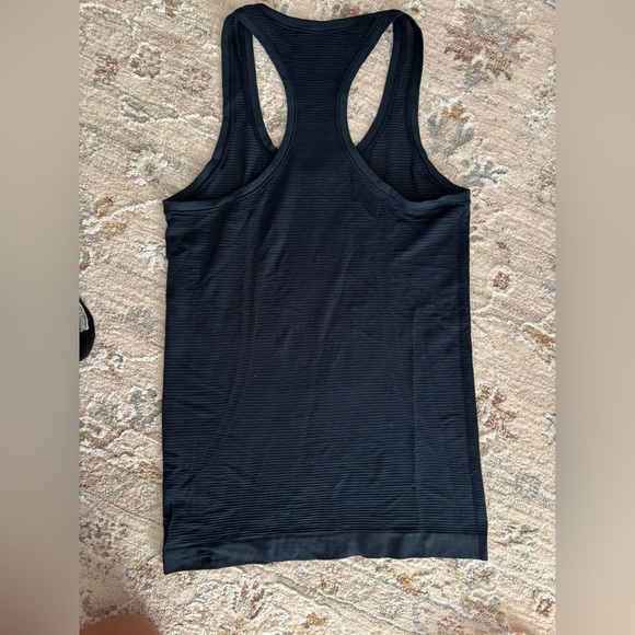 Lululemon Swiftly Tech Racerback - Picture 3 of 6
